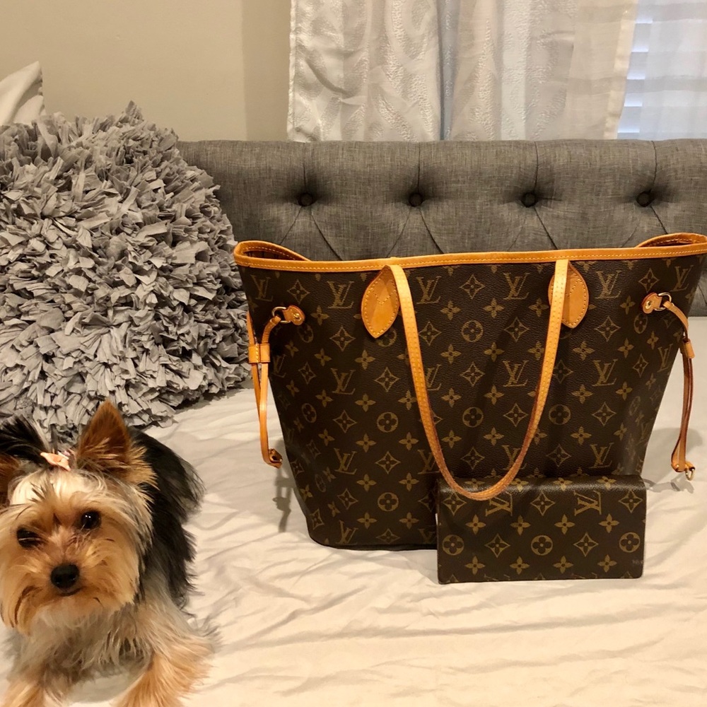 Authentic Louis Vuitton Neverful mm